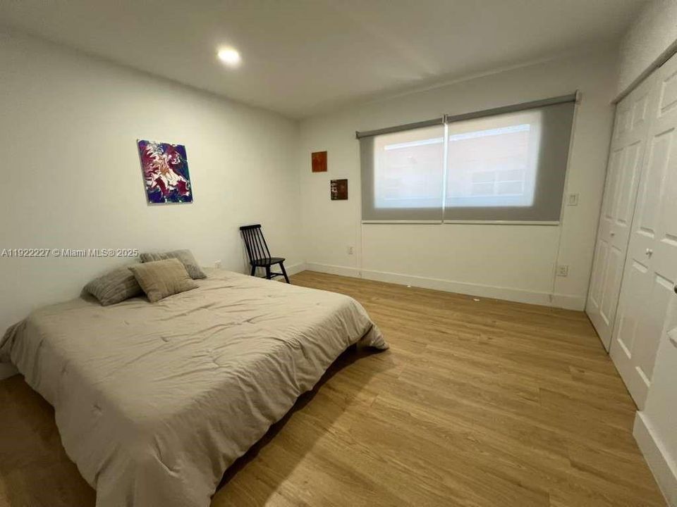 待售: $280,000 (2 贝兹, 1 浴室, 1086 平方英尺)