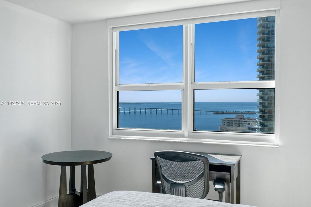 En Venta: $699,000 (2 camas, 2 baños, 1140 Pies cuadrados)