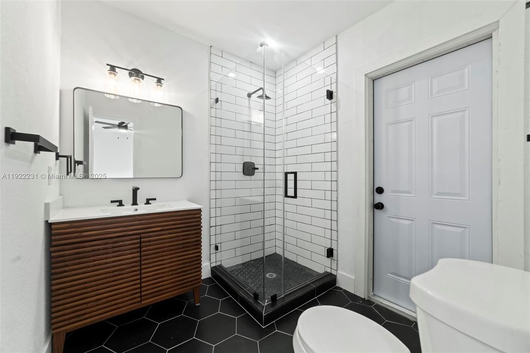 For Rent: $4,200 (4 beds, 2 baths, 1340 Square Feet)