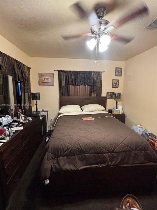 На продажу: $480,000 (3 спален, 2 ванн, 1260 Квадратных фут)