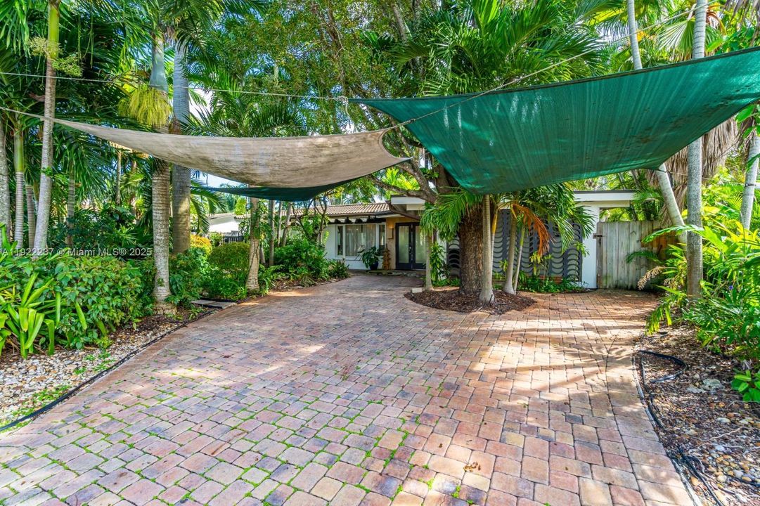 待售: $690,000 (3 贝兹, 2 浴室, 1125 平方英尺)