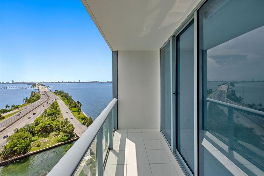 Activo con contrato: $3,400 (1 camas, 1 baños, 773 Pies cuadrados)