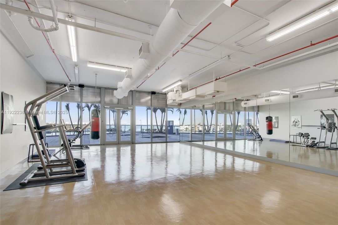 Activo con contrato: $3,400 (1 camas, 1 baños, 773 Pies cuadrados)