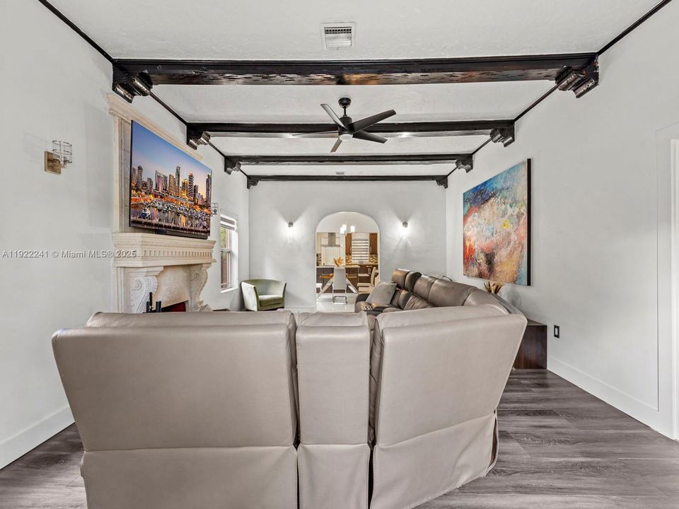 For Sale: $1,200,000 (4 beds, 3 baths, 2346 Square Feet)