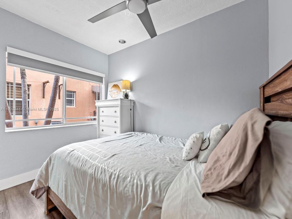 For Sale: $1,200,000 (4 beds, 3 baths, 2346 Square Feet)