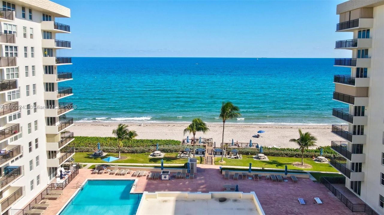 待售: $999,900 (2 贝兹, 2 浴室, 1330 平方英尺)