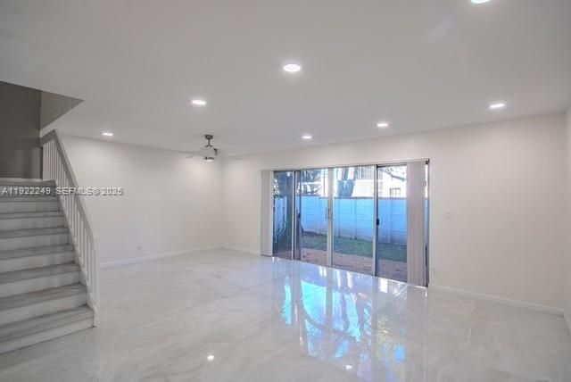 待售: $310,000 (3 贝兹, 2 浴室, 1354 平方英尺)