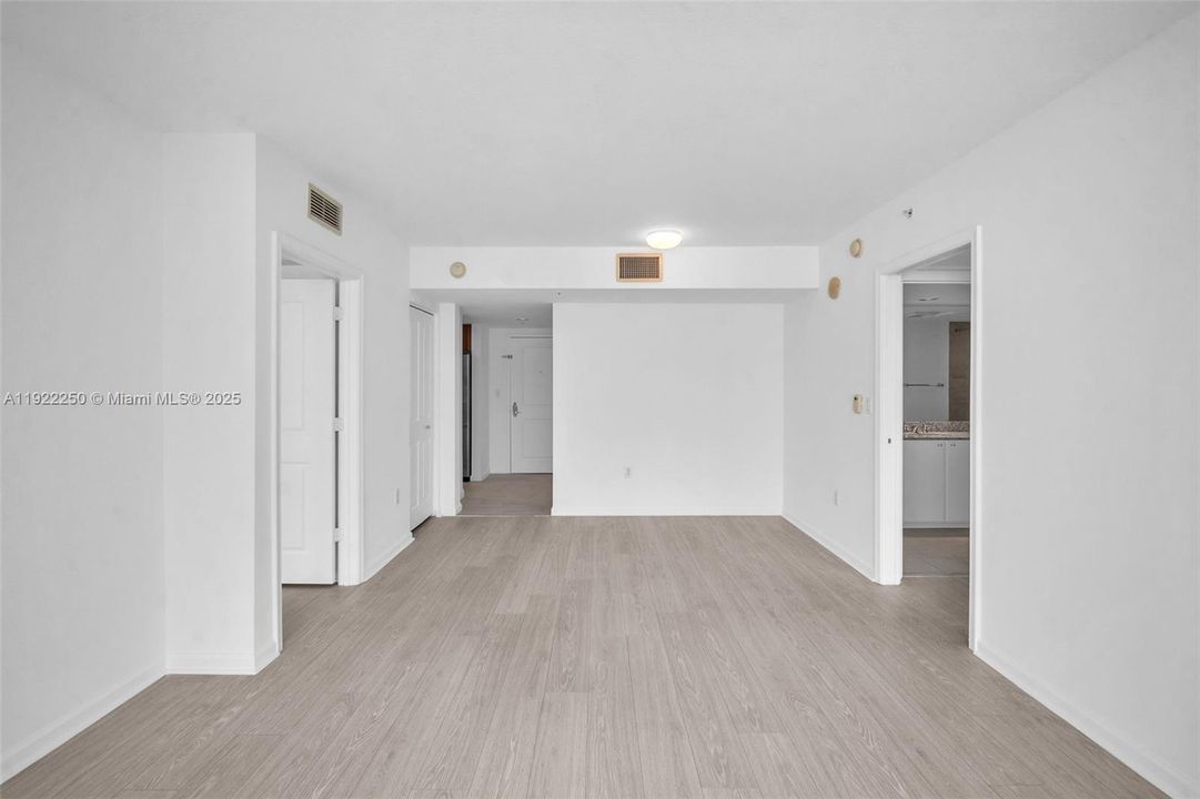 En Renta: $3,100 (2 camas, 2 baños, 1000 Pies cuadrados)