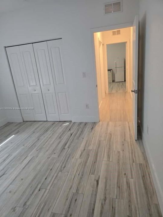 For Rent: $1,500 (1 beds, 1 baths, 2275 Square Feet)