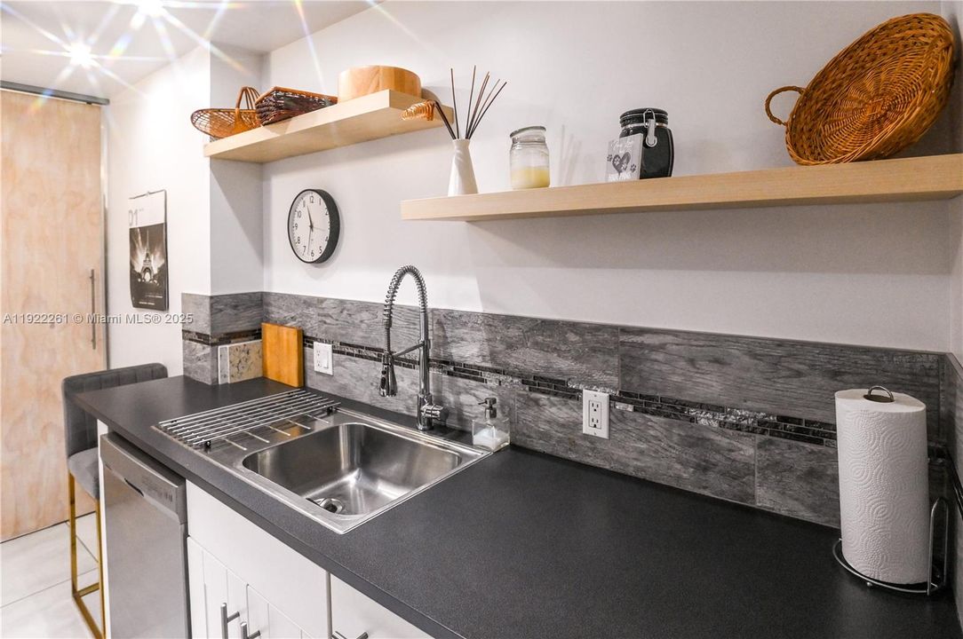 En Venta: $169,000 (1 camas, 1 baños, 844 Pies cuadrados)