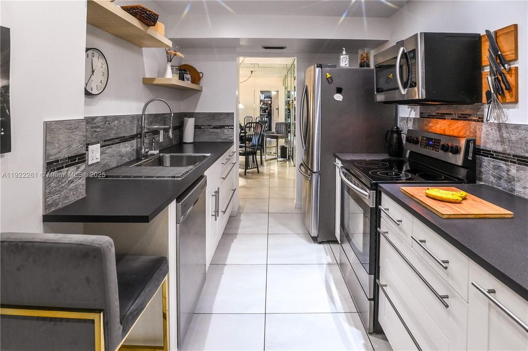 En Venta: $169,000 (1 camas, 1 baños, 844 Pies cuadrados)