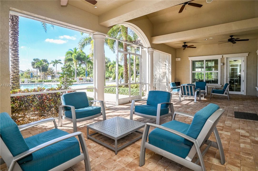 En Venta: $169,000 (1 camas, 1 baños, 844 Pies cuadrados)