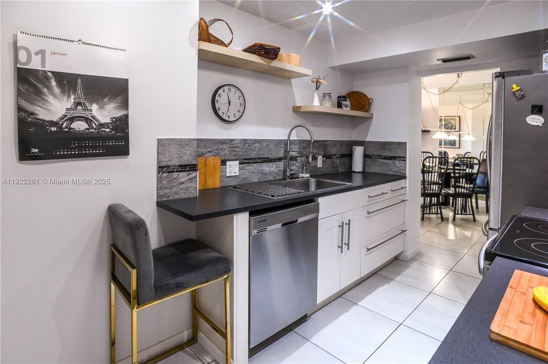 En Venta: $169,000 (1 camas, 1 baños, 844 Pies cuadrados)