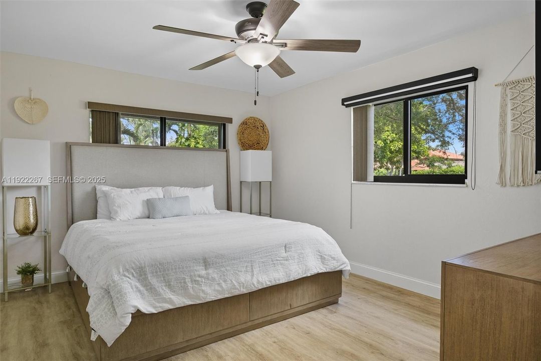 For Rent: $5,200 (4 beds, 2 baths, 1928 Square Feet)