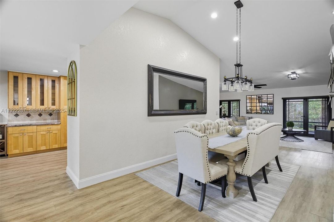 For Rent: $5,200 (4 beds, 2 baths, 1928 Square Feet)