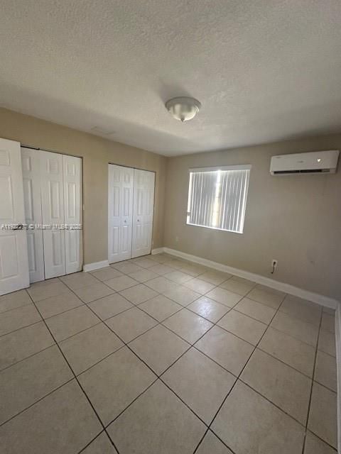 For Rent: $1,750 (1 beds, 1 baths, 700 Square Feet)