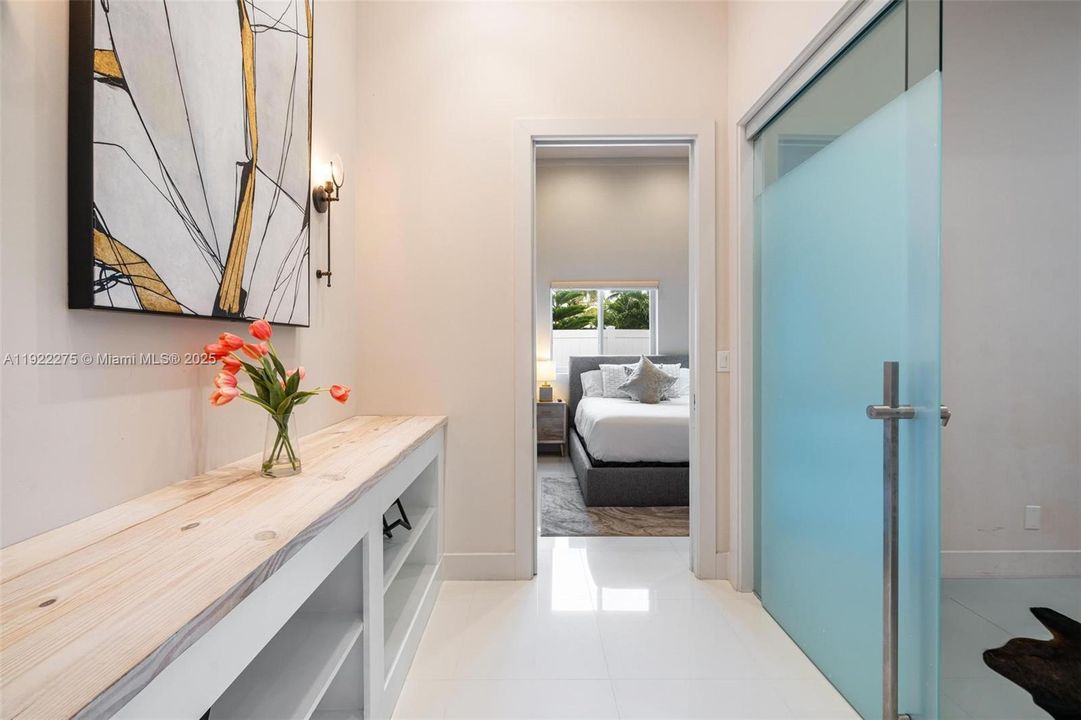 For Sale: $2,266,999 (4 beds, 4 baths, 2984 Square Feet)