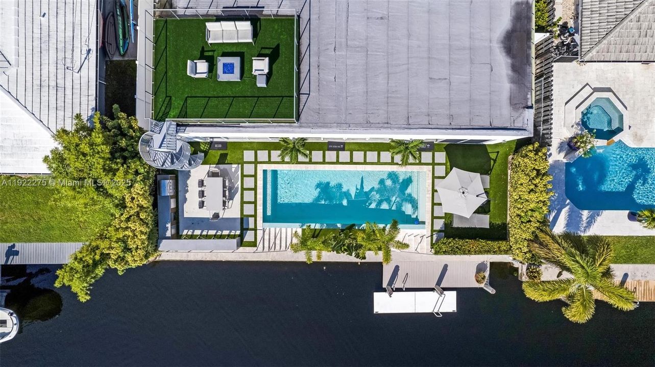 For Sale: $2,266,999 (4 beds, 4 baths, 2984 Square Feet)