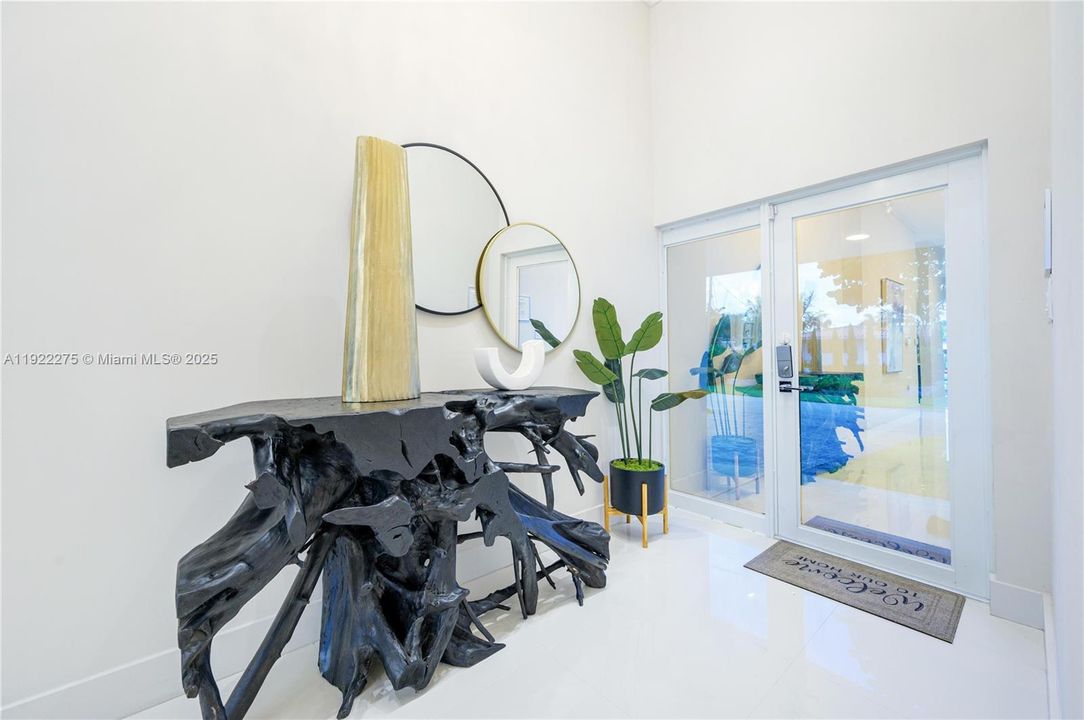 For Sale: $2,266,999 (4 beds, 4 baths, 2984 Square Feet)