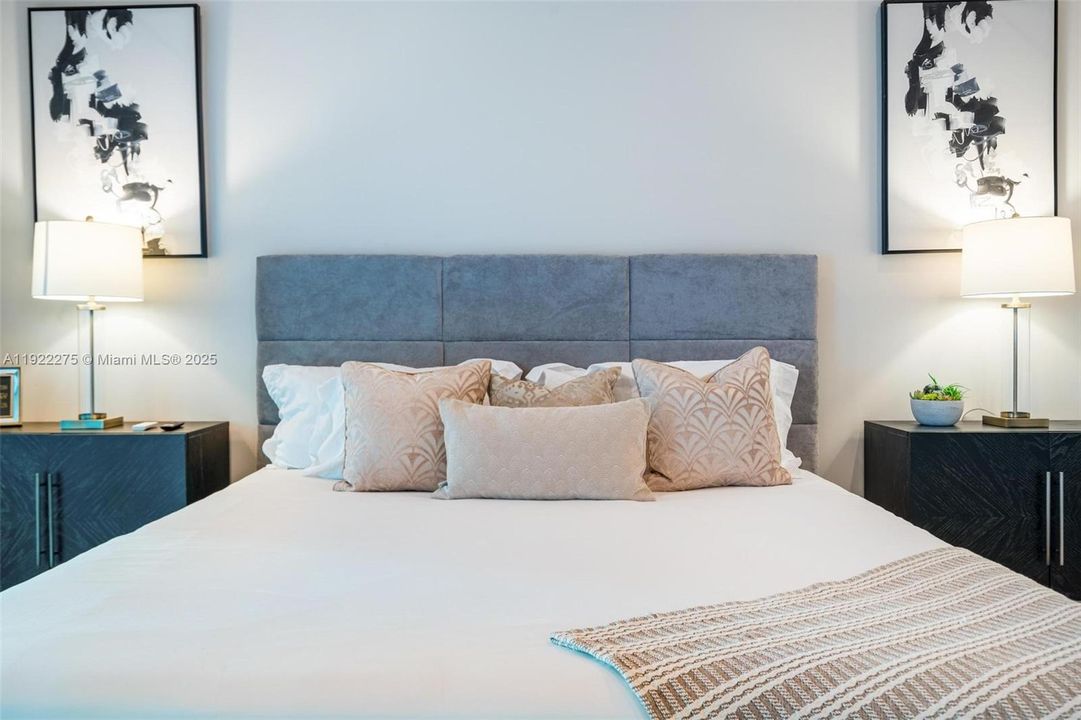 For Sale: $2,266,999 (4 beds, 4 baths, 2984 Square Feet)