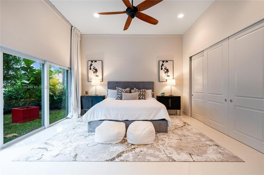 For Sale: $2,266,999 (4 beds, 4 baths, 2984 Square Feet)