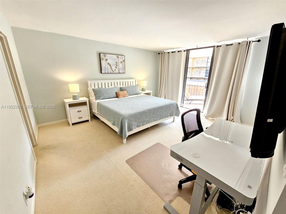 For Rent: $6,000 (3 beds, 3 baths, 1719 Square Feet)