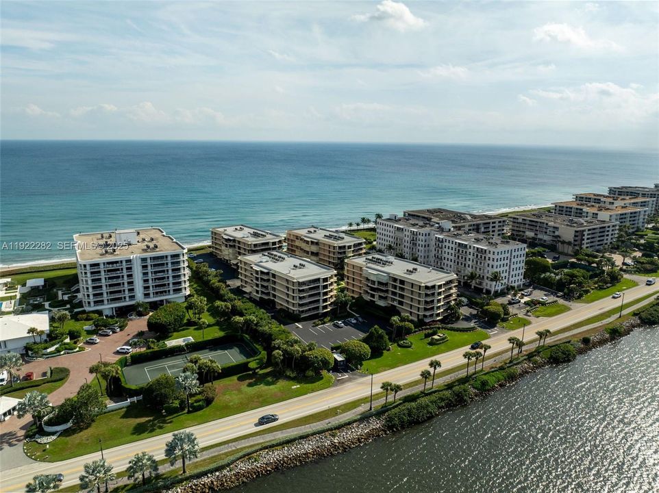 For Rent: $6,000 (3 beds, 3 baths, 1719 Square Feet)