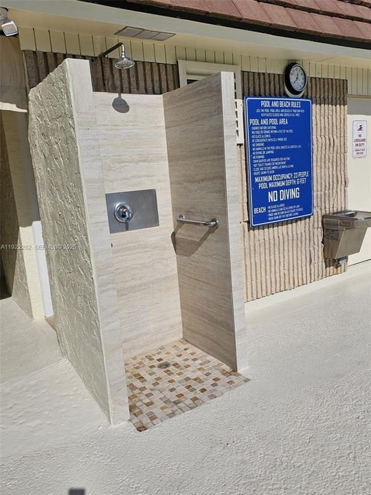 For Rent: $6,000 (3 beds, 3 baths, 1719 Square Feet)