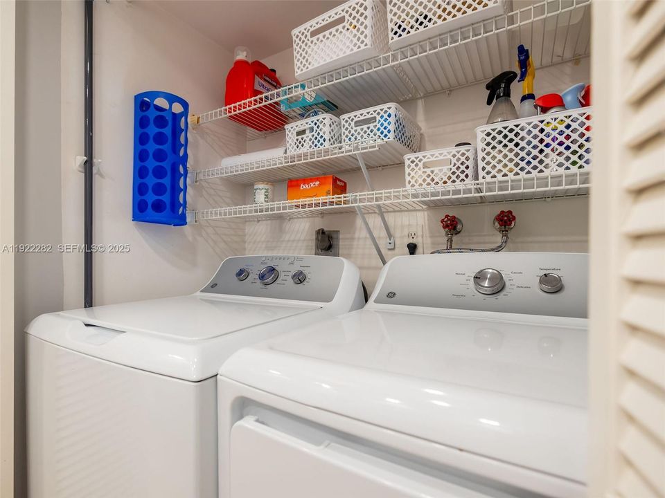 For Rent: $6,000 (3 beds, 3 baths, 1719 Square Feet)