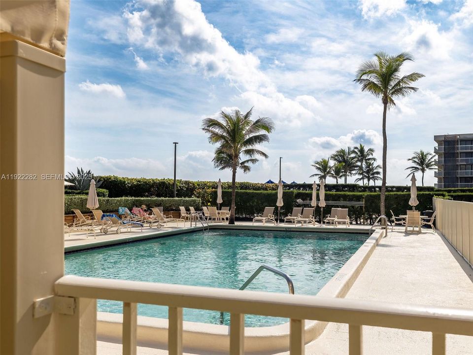 For Rent: $6,000 (3 beds, 3 baths, 1719 Square Feet)