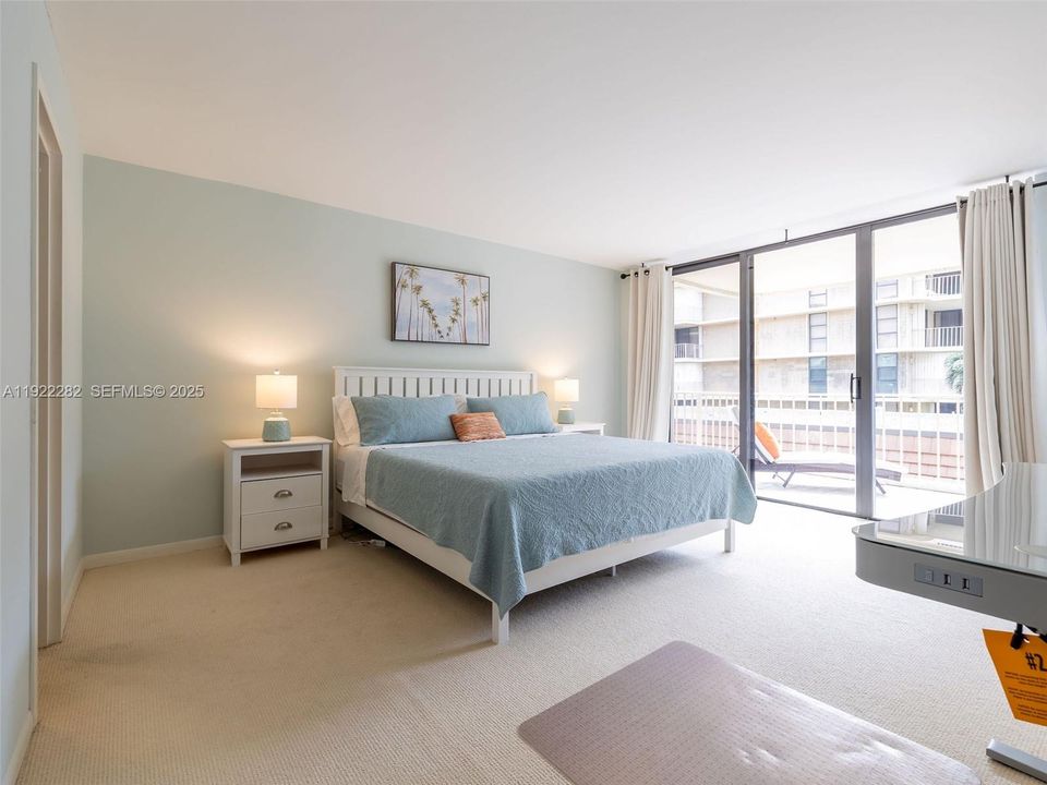 For Rent: $6,000 (3 beds, 3 baths, 1719 Square Feet)