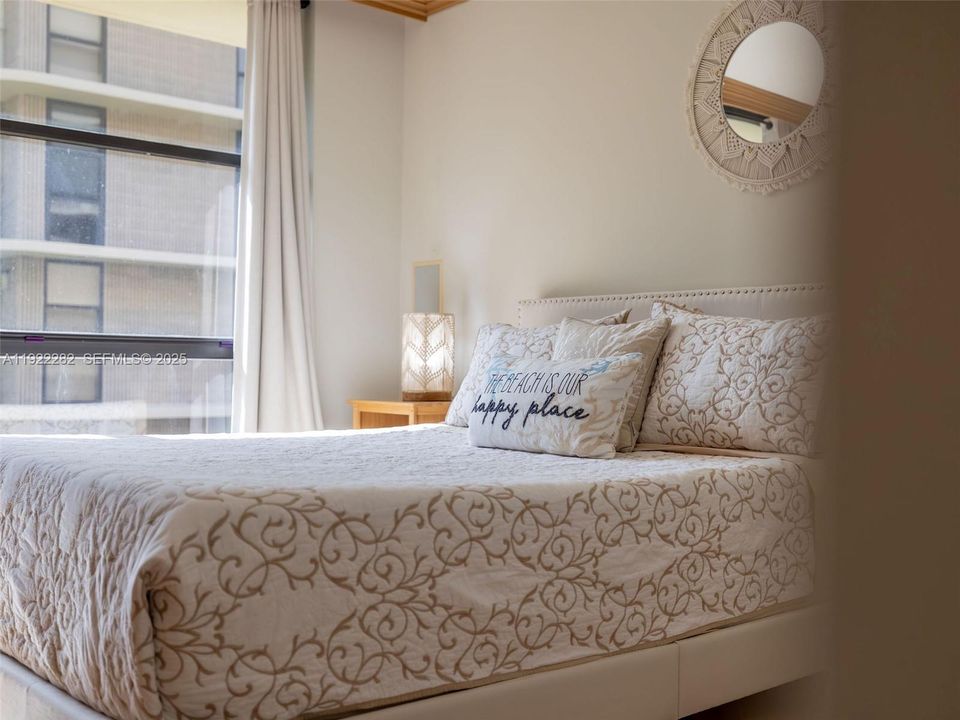 For Rent: $6,000 (3 beds, 3 baths, 1719 Square Feet)