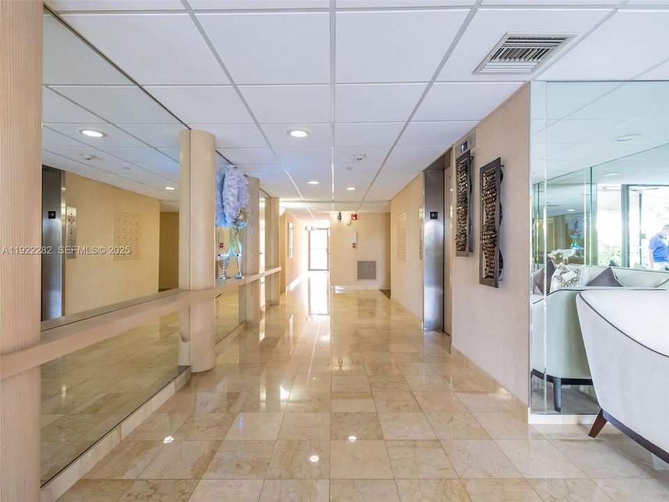 For Rent: $6,000 (3 beds, 3 baths, 1719 Square Feet)