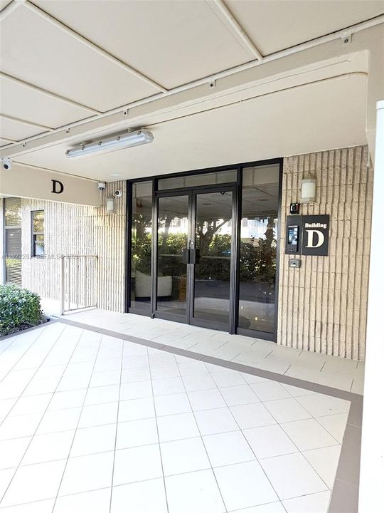 For Rent: $6,000 (3 beds, 3 baths, 1719 Square Feet)