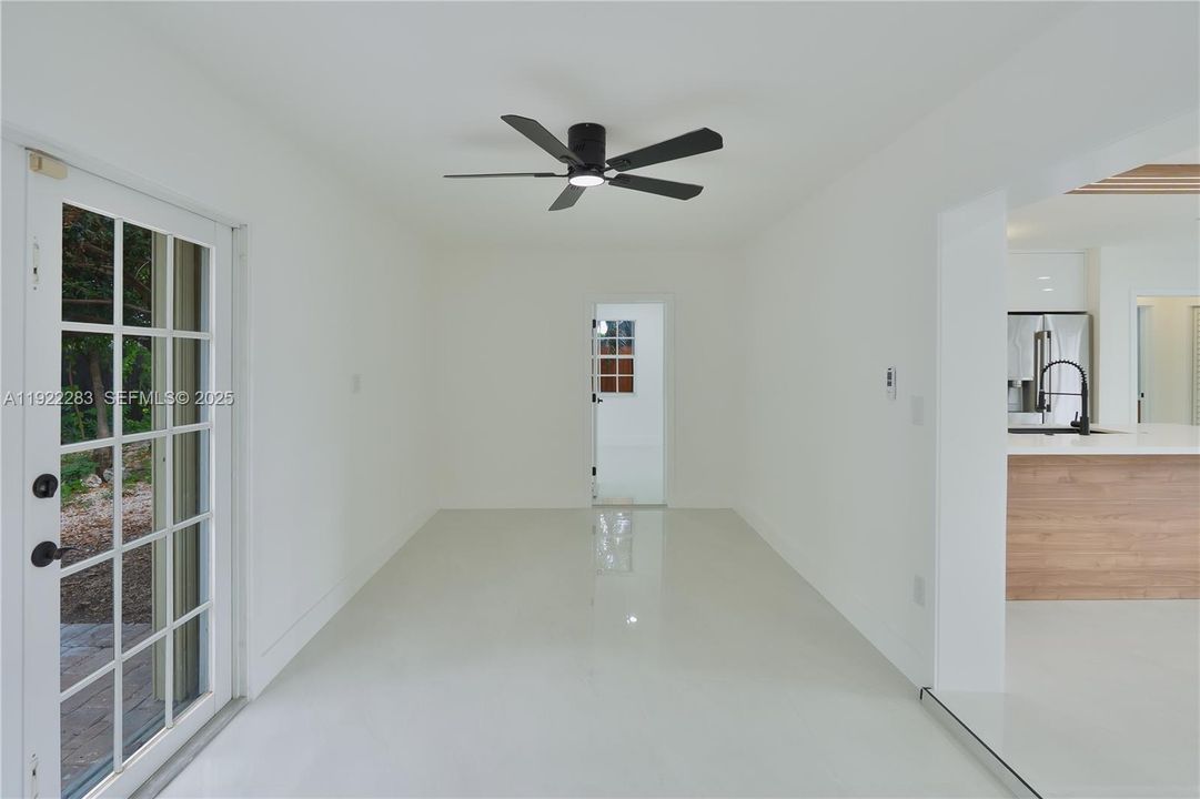 En Venta: $539,900 (2 camas, 2 baños, 1409 Pies cuadrados)