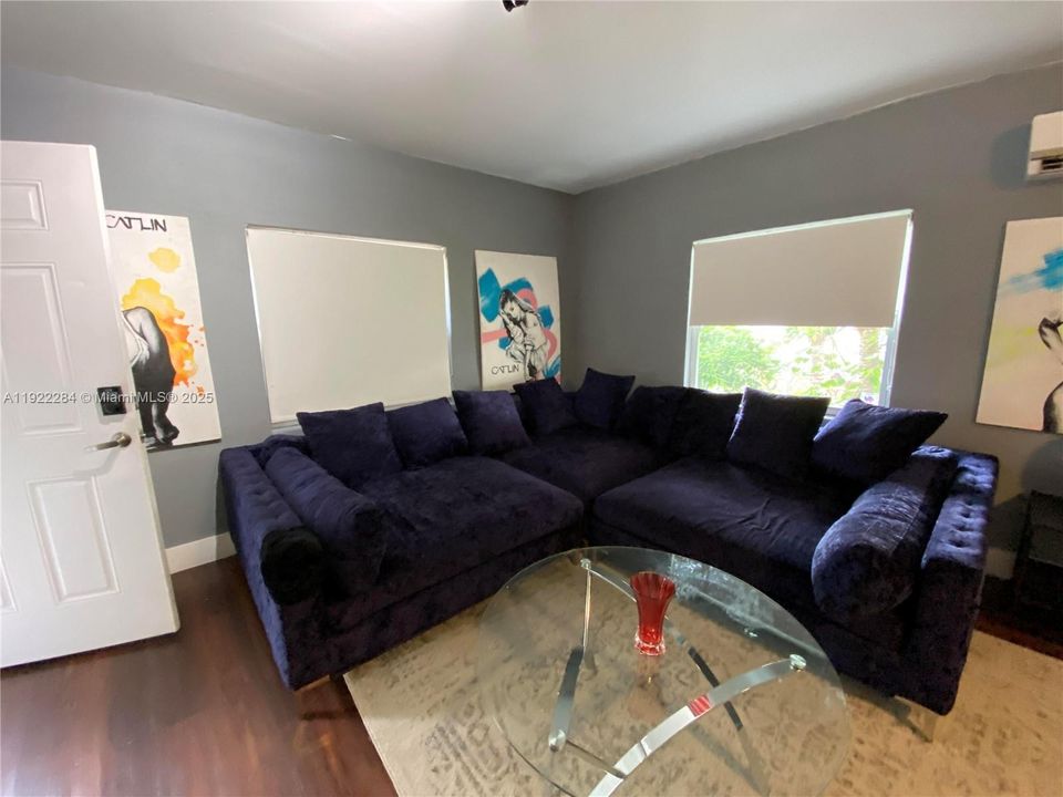 Active With Contract: $1,750 (0 beds, 1 baths, 4080 Square Feet)