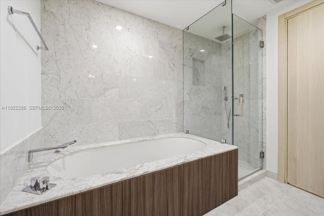 En Venta: $1,250,000 (1 camas, 1 baños, 826 Pies cuadrados)