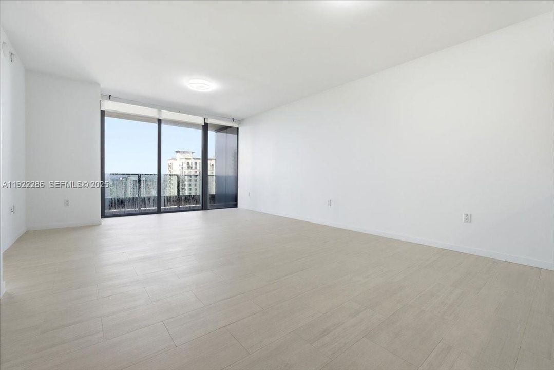 En Venta: $1,250,000 (1 camas, 1 baños, 826 Pies cuadrados)