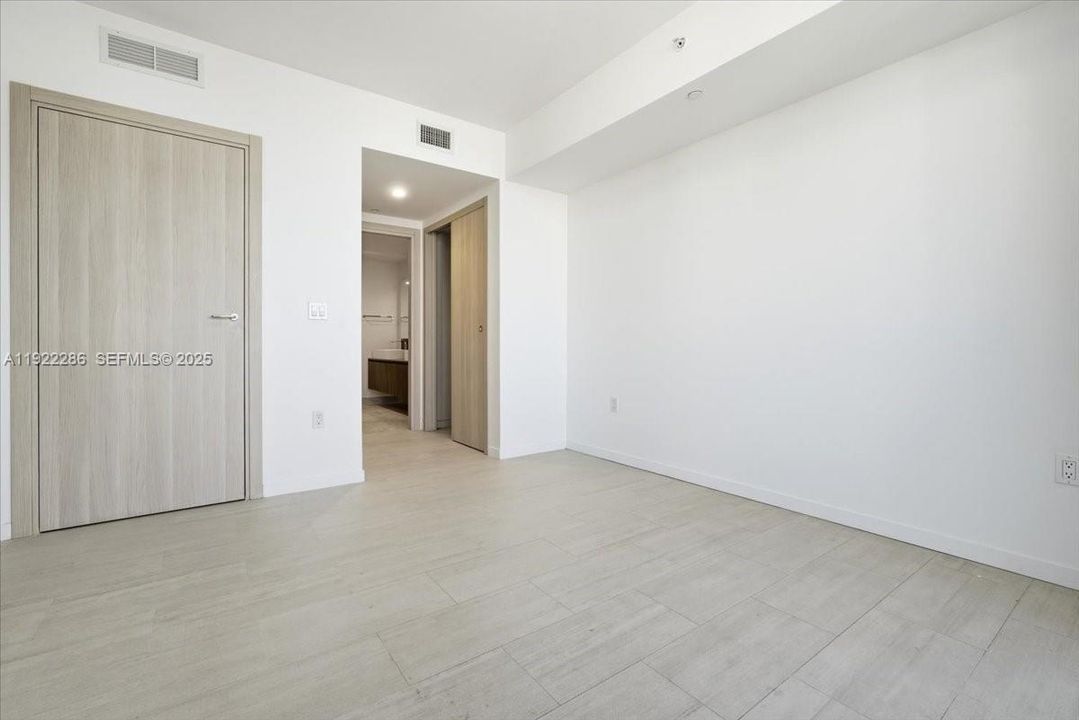En Venta: $1,250,000 (1 camas, 1 baños, 826 Pies cuadrados)