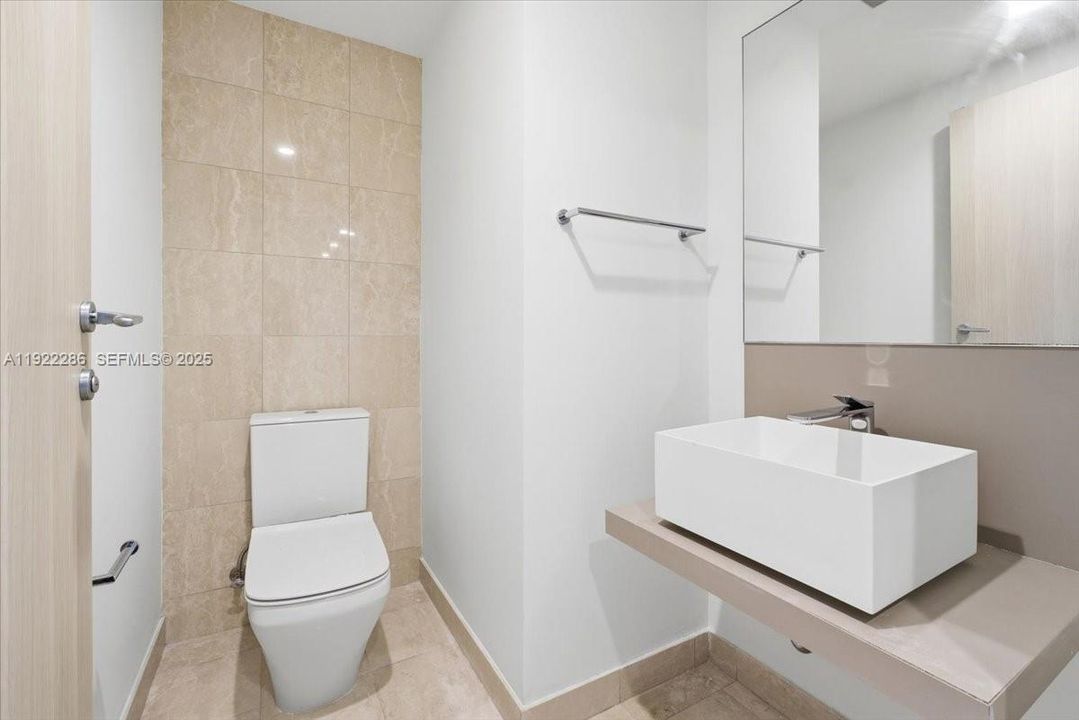 En Venta: $1,250,000 (1 camas, 1 baños, 826 Pies cuadrados)