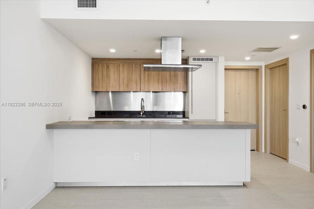 En Venta: $1,250,000 (1 camas, 1 baños, 826 Pies cuadrados)