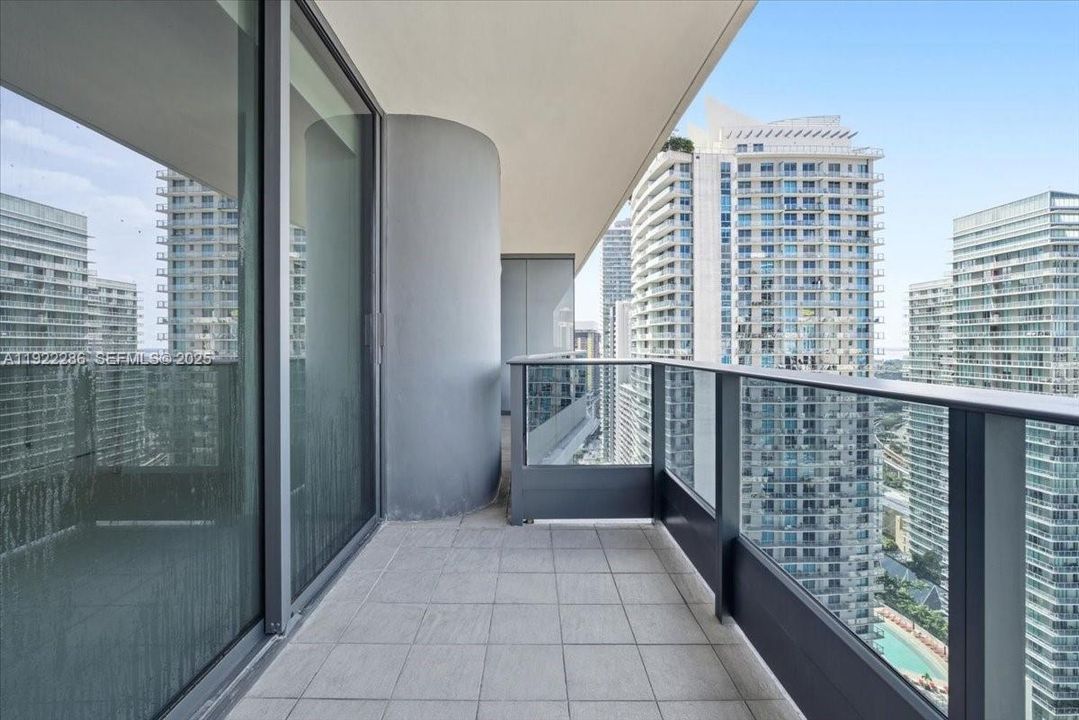 En Venta: $1,250,000 (1 camas, 1 baños, 826 Pies cuadrados)