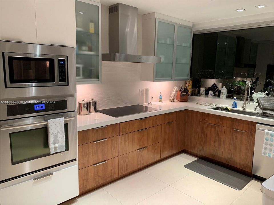 En Renta: $15,000 (4 camas, 4 baños, 3280 Pies cuadrados)