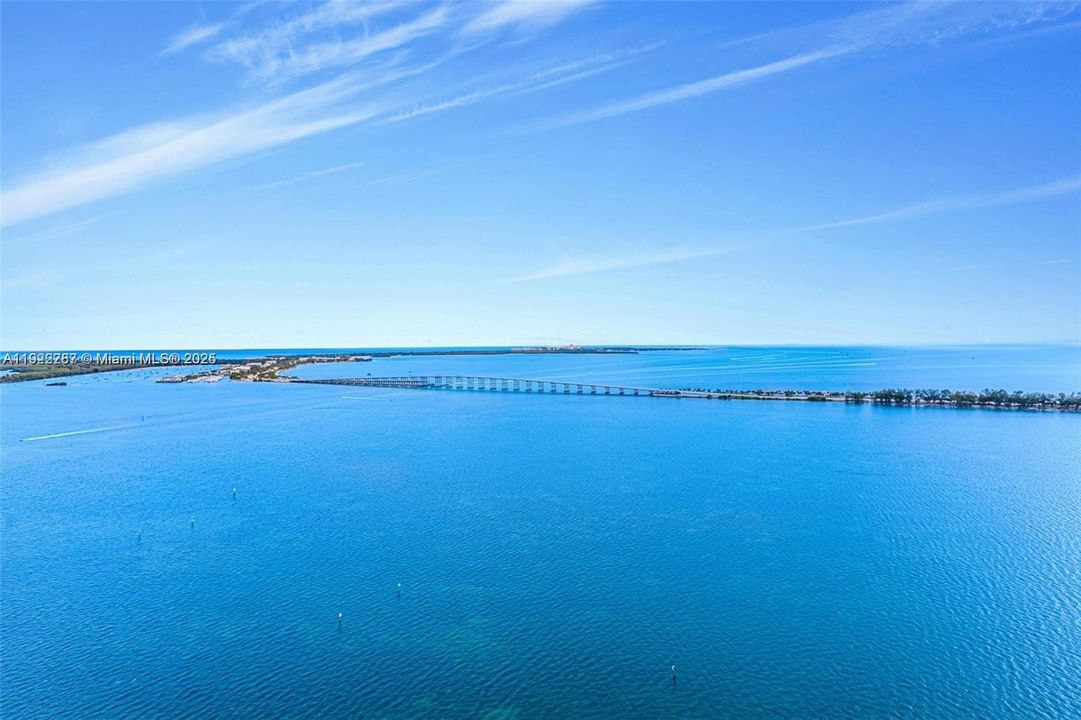 En Renta: $15,000 (4 camas, 4 baños, 3280 Pies cuadrados)