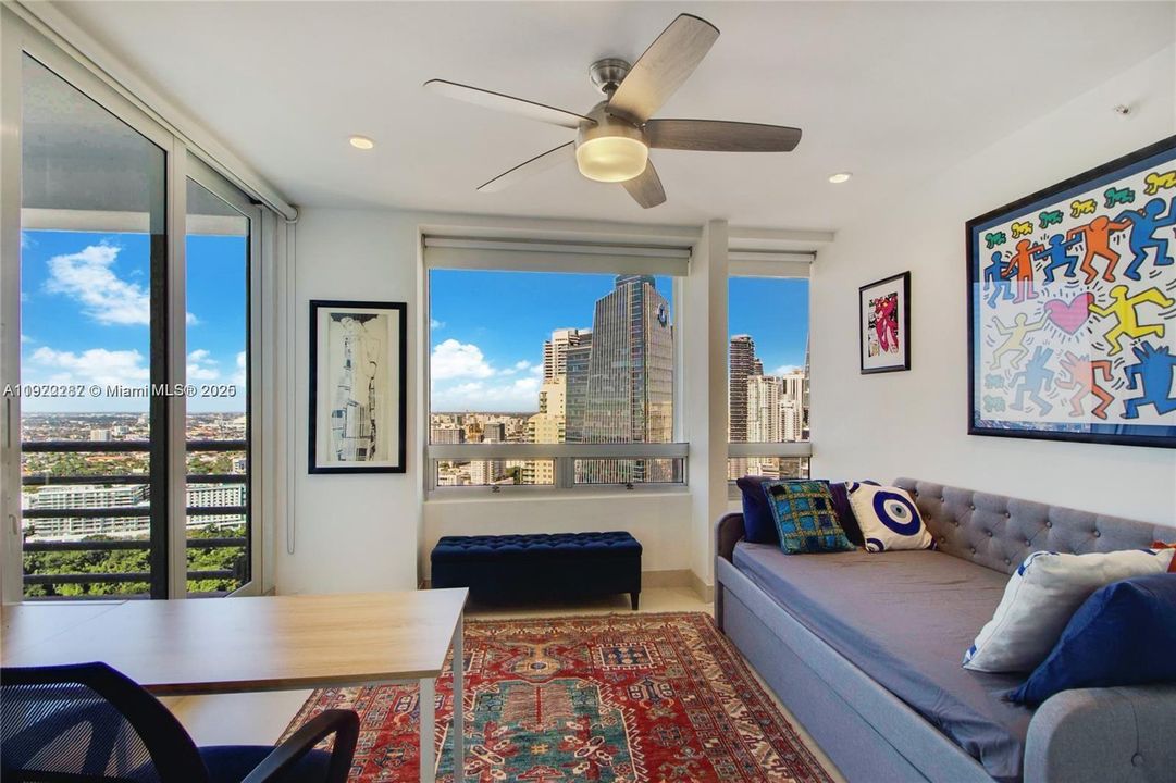 En Renta: $15,000 (4 camas, 4 baños, 3280 Pies cuadrados)