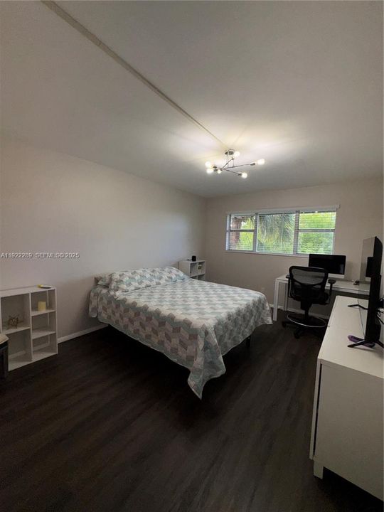 En Venta: $245,000 (2 camas, 2 baños, 965 Pies cuadrados)