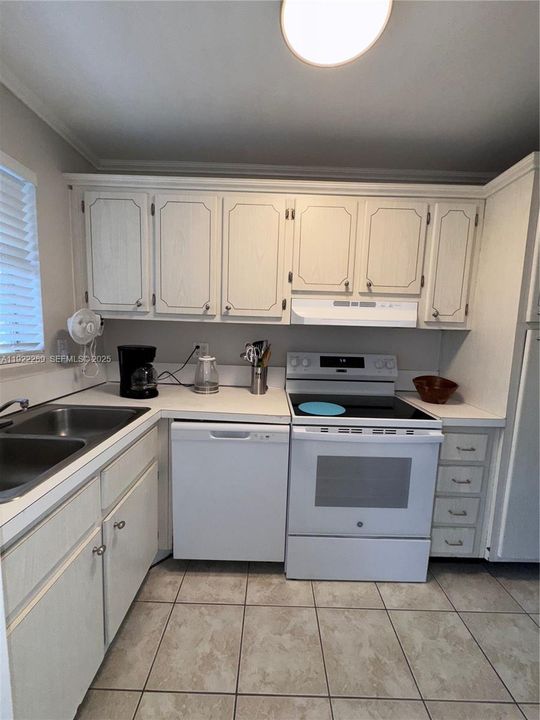 En Venta: $245,000 (2 camas, 2 baños, 965 Pies cuadrados)