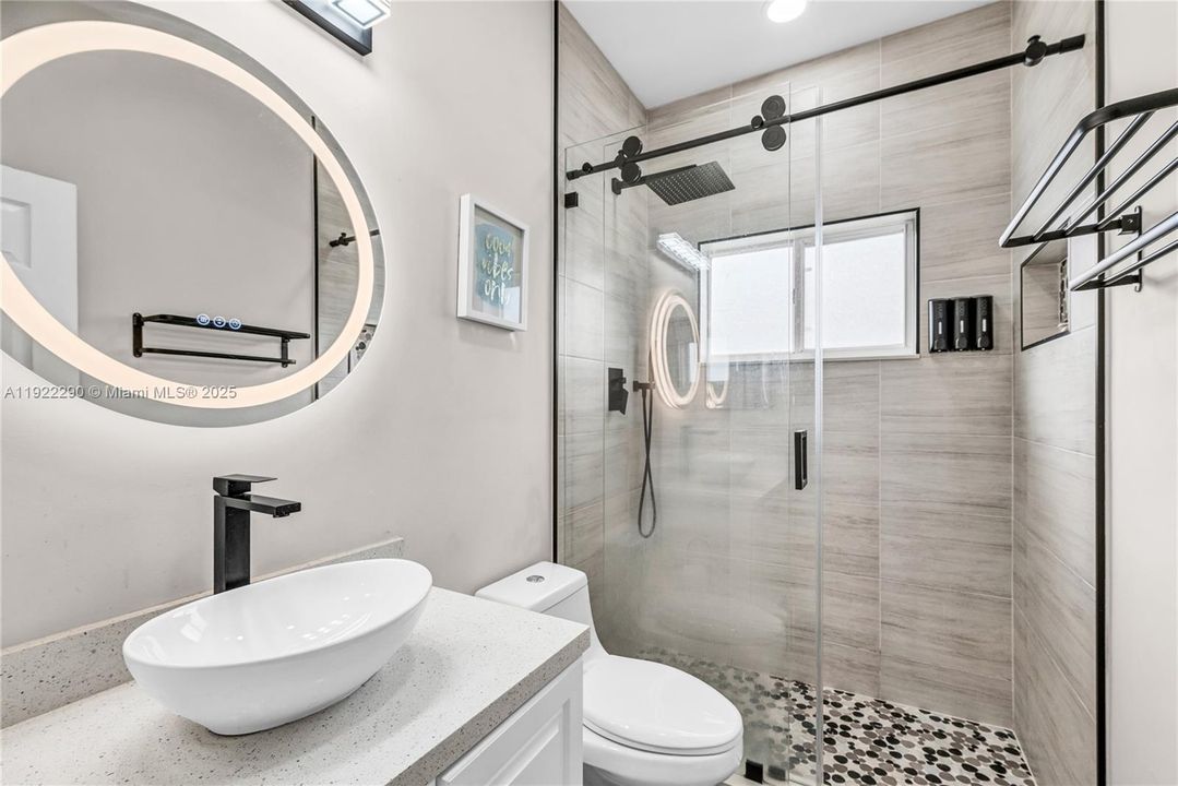 For Sale: $533,000 (3 beds, 2 baths, 1712 Square Feet)