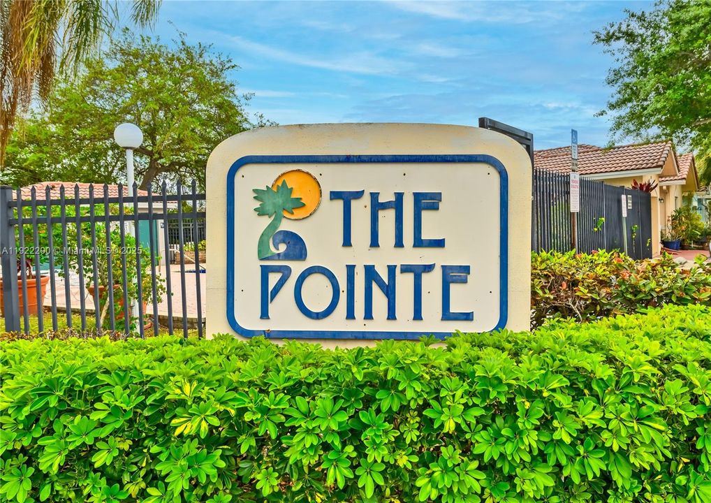 For Sale: $533,000 (3 beds, 2 baths, 1712 Square Feet)