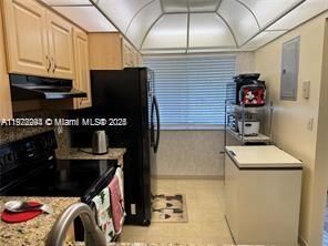 For Sale: $115,000 (2 beds, 2 baths, 1070 Square Feet)